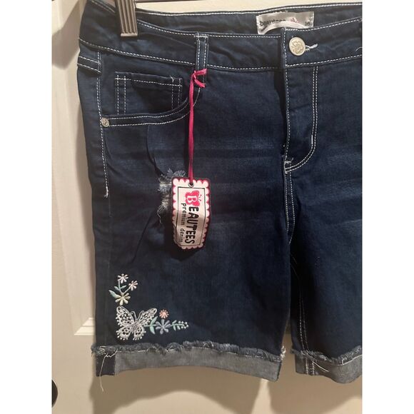NWT beautees Girls Butterfly Stitch Washed Distress Blue Jean Short Size 16 - Picture 2 of 7